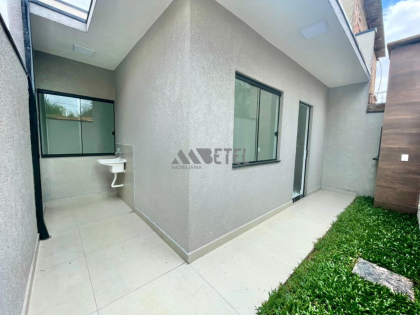 CASA MODERNA COM 3 QUARTOS E SUÍTE – FAZENDA RIO GRANDE / PR