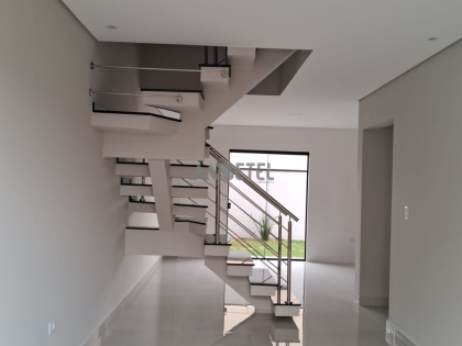 SOBRADO DE ESQUINA - ALTO PADRÃO NA FAZENDA RIO GRANDE