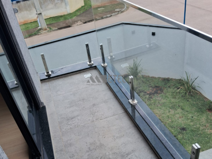 SOBRADO DE ESQUINA - ALTO PADRÃO NA FAZENDA RIO GRANDE