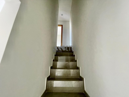 SOBRADO DE ESQUINA – 2 QUARTOS / CAMPO DE SANTANA – CURITIBA