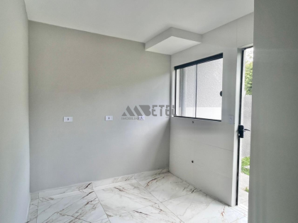 SOBRADO EM CONDOMÍNIO – 2 QUARTOS NO VITÓRIA RÉGIA / CURITIBA