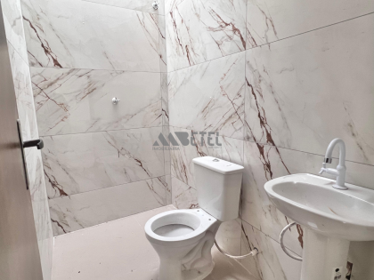 Sobrado novo com 2 quartos para locação no Tatuquara