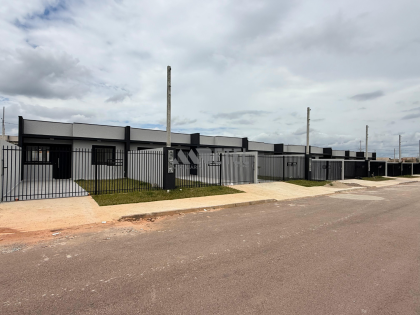 CASA COM ACABAMENTO DE ALTO PADRÃO - FAZENDA RIO GRANDE