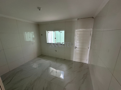 LINDO SOBRADO DE 2 QUARTOS – CAMPO DE SANTANA