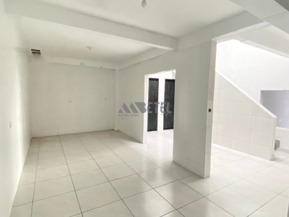 SOBRADO COM 3 QUARTOS + SALA COMERCIAL – TATUQUARA | CURITIBA