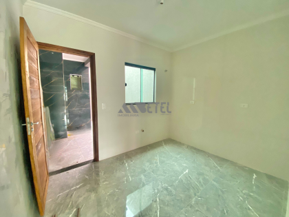Lindo sobrado com 2 quartos no Vitória Régia - CIC