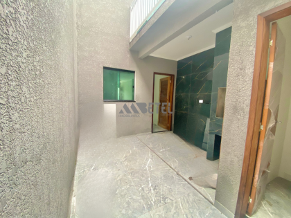 Lindo sobrado com 2 quartos no Vitória Régia - CIC