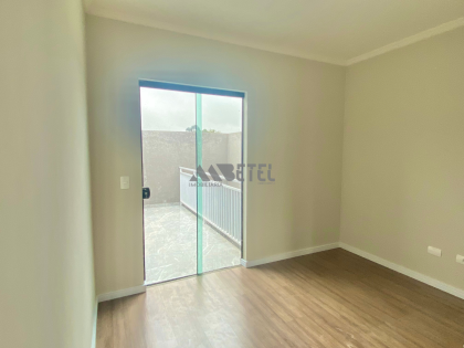 Lindo sobrado com 2 quartos no Vitória Régia - CIC