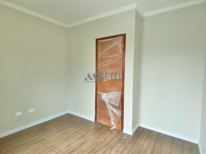 Lindo sobrado com 2 quartos no Vitória Régia - CIC
