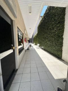 ALUGA-SE SALA COMERCIAL NA GALERIA MENEZES - RUA ITABAIANA - CENTRO