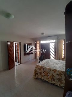 ALUGA-SE CASA DE DOIS PAVIMENTOS COM PISCINA - BAIRRO ATALAIA