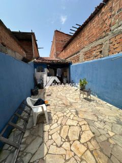 VENDE-SE PONTO COMERCIAL COM CASA RESIDENCIAL - ATALAIA - BAIRRO COROA DO MEIO