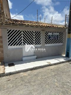 VENDE-SE CASA COM 2/4 NA RUA LIDERANÇA - ATALAIA NOVA