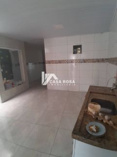 VENDE-SE CASA DE DOIS PAVIMENTOS NA AV. ÉDEZIO VIERA DE MELO - BAIRRO PEREIRA LOBO