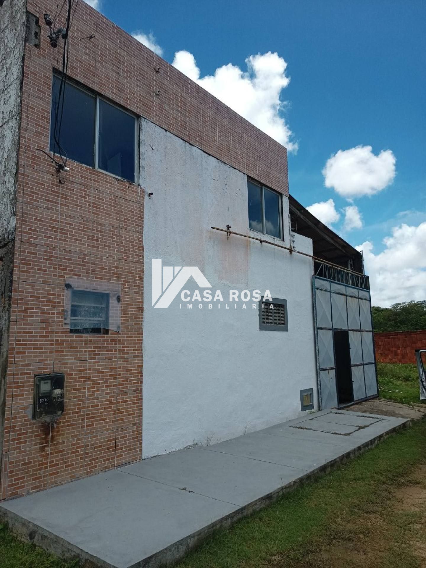 VENDE-SE GALPÃO NA JABOTIANA