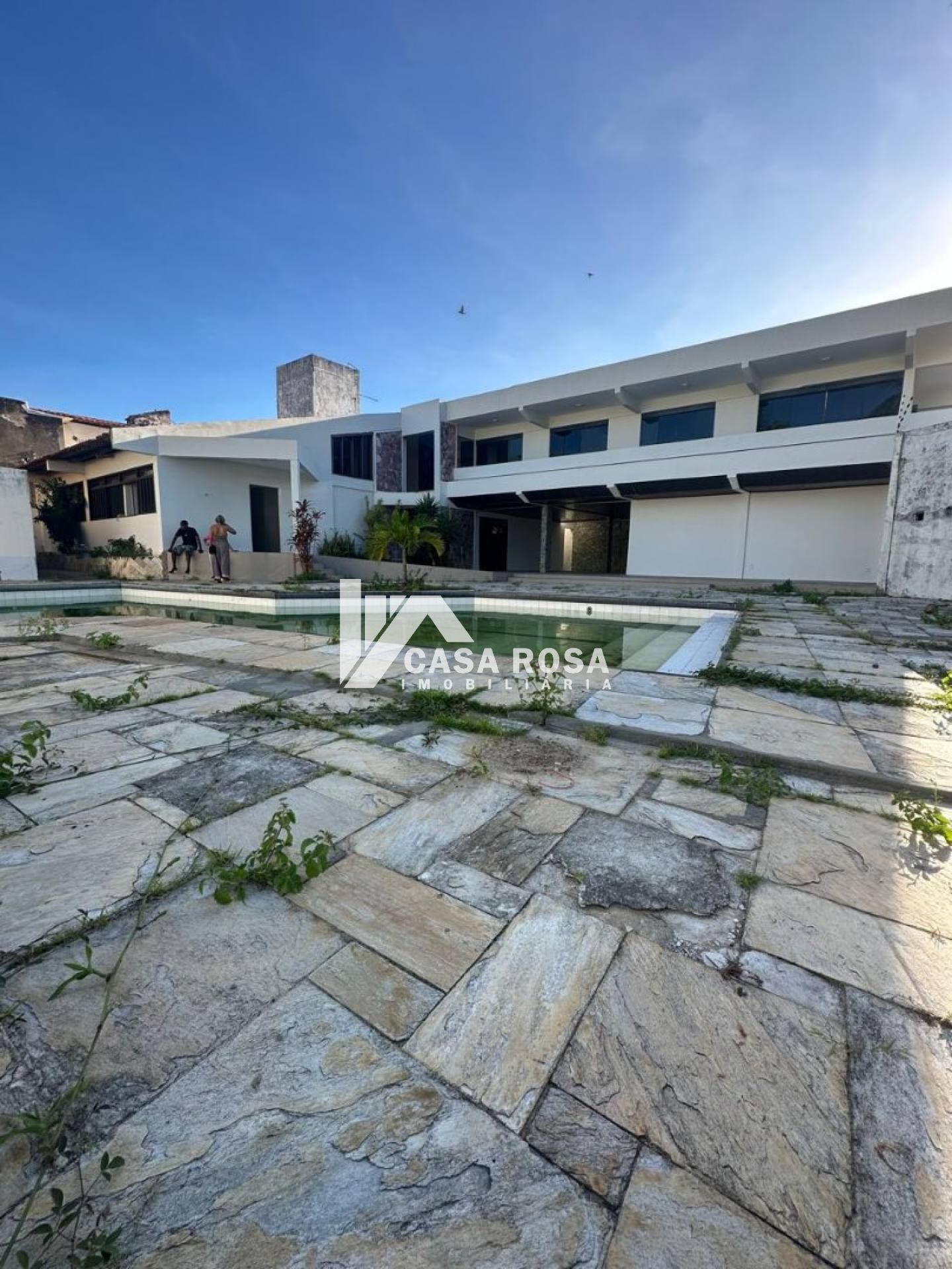 CASA À VENDA TIPO MANSÃO PRÓXIMO À ORLA - BAIRRO ATALAIA