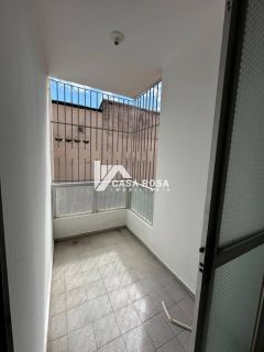 VENDE-SE APARTAMENTO NO COND. AMINTAS GARCÊZ