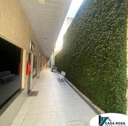 ALUGA-SE SALA COMERCIAL - GALERIA MENEZES - BAIRRO CENTRO