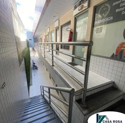 ALUGA-SE SALA COMERCIAL - GALERIA MENEZES - BAIRRO CENTRO