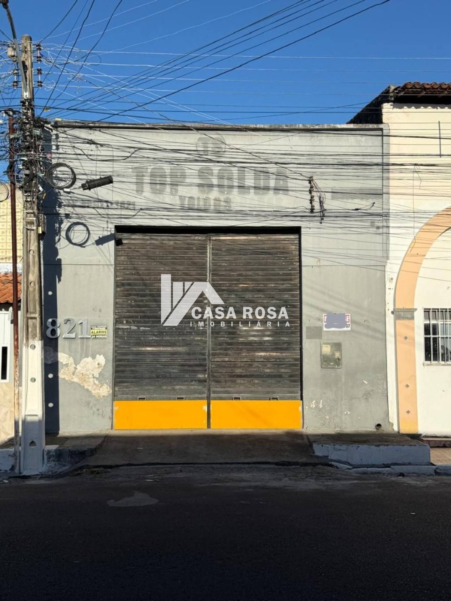 ALUGA-SE GALPÃO - BAIRRO SIQUEIRA CAMPOS