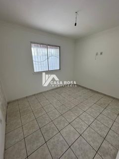 VENDE-SE CASA NO BAIRRO ARUANA