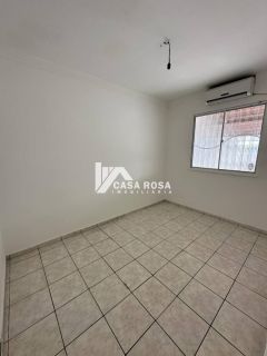 VENDE-SE CASA NO BAIRRO ARUANA