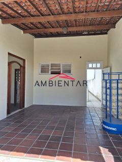 Casa Para Vender com 3 quartos 1 suíte no bairro Luzia em Aracaju