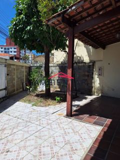 Casa Para Vender com 3 quartos 1 suíte no bairro Luzia em Aracaju