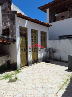 Casa Para Vender com 3 quartos 1 suíte no bairro Luzia em Aracaju