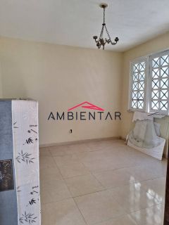 Casa Para Vender com 3 quartos 1 suíte no bairro Luzia em Aracaju