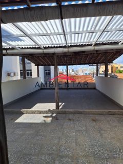 Casa de 3 Andares no Luzia