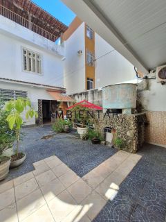 Casa de 3 Andares no Luzia