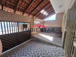 Casa de 3 Andares no Luzia