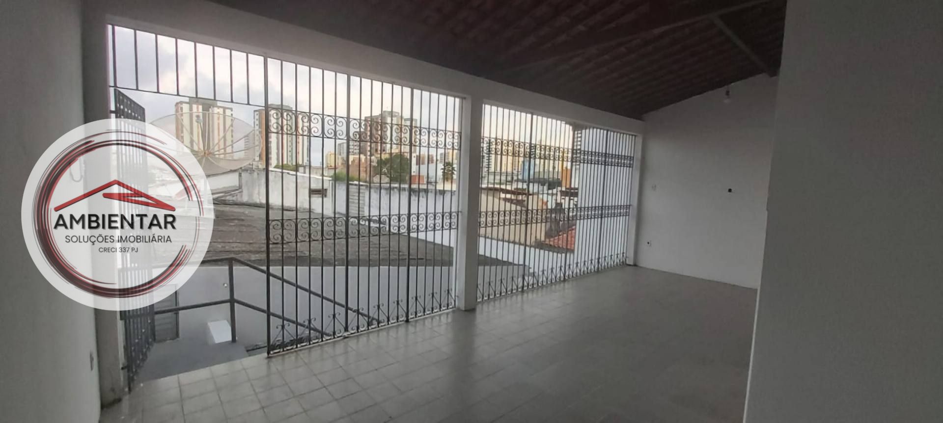 Casa Para Vender com 7 quartos 1 suíte no bairro Pereira Lobo em Aracaju