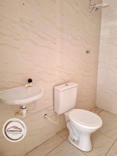 Casa em Área Ampla - Atalaia