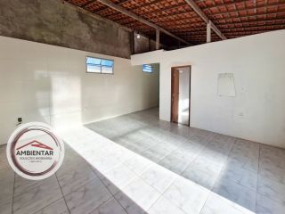 Casa em Área Ampla - Atalaia