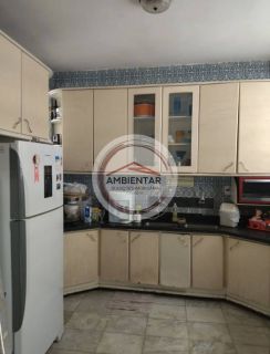 Casa ampla no Centro para fins Comercial ou Residencial