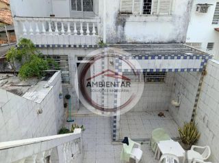 Casa ampla no Centro para fins Comercial ou Residencial