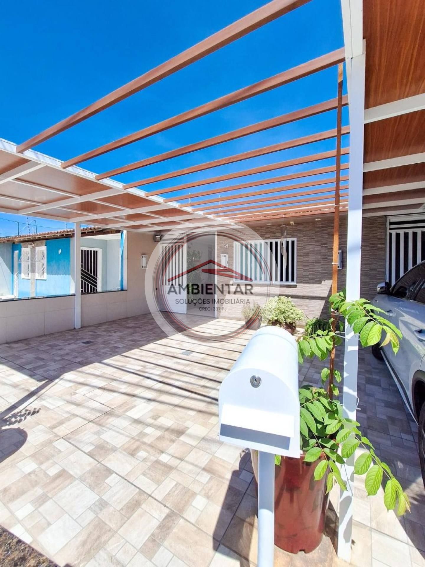 Casa Para Vender com 3 quartos no bairro Aeroporto em Aracaju