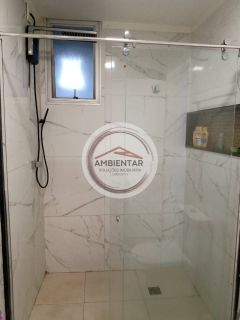 Amplo apartamento na 13 de Julho