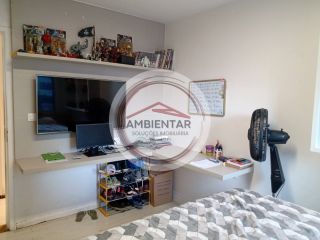 Amplo apartamento na 13 de Julho