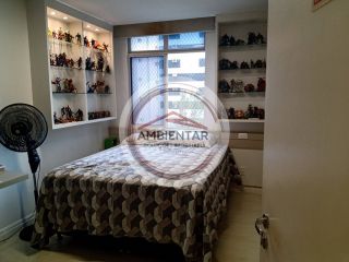 Amplo apartamento na 13 de Julho