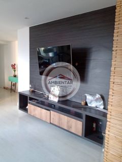 Amplo apartamento na 13 de Julho