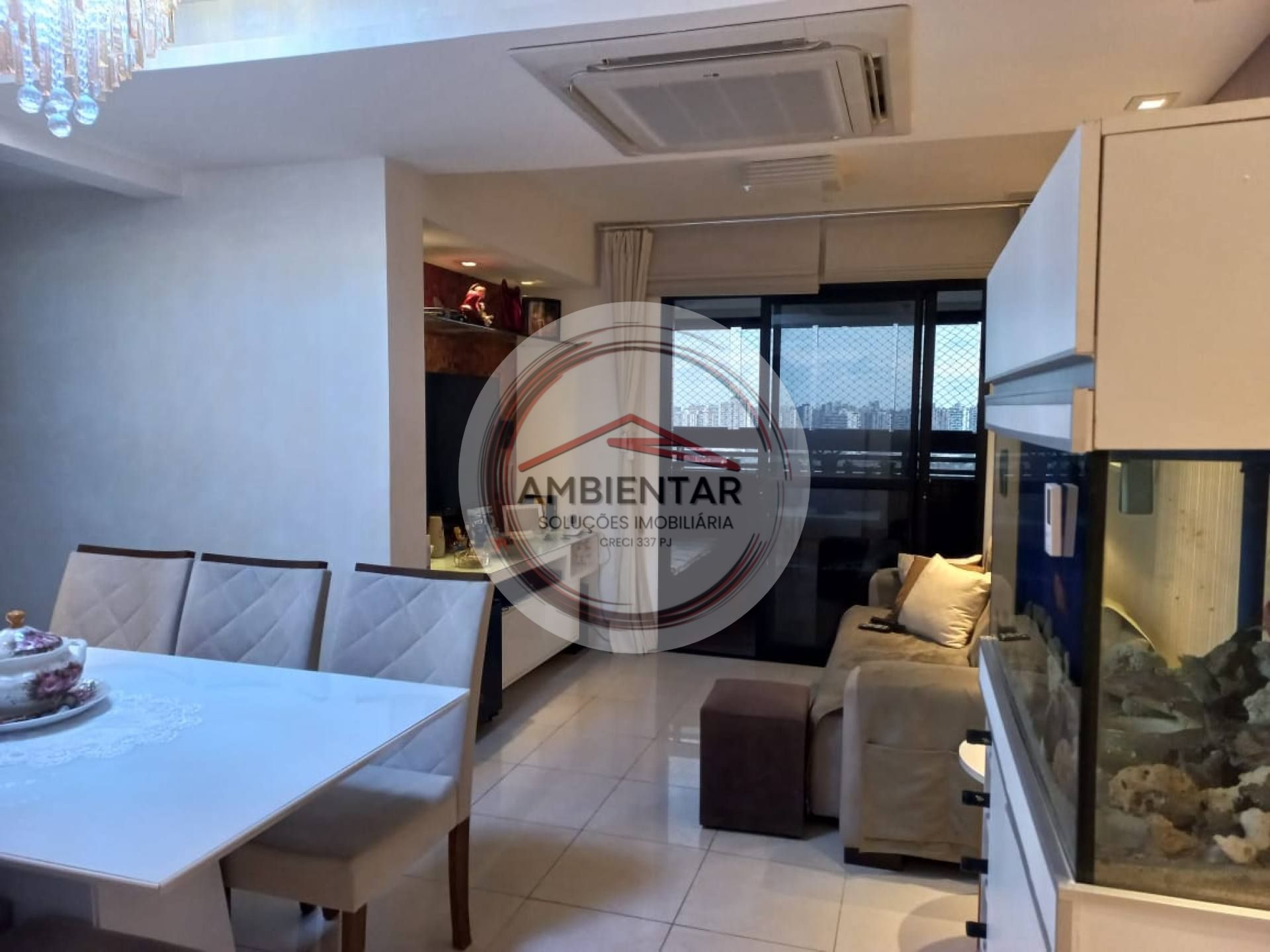 Apartamento Para Vender com 3 quartos 1 suíte no bairro São José em Aracaju