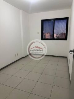 Apartamento amplo e bem localizado