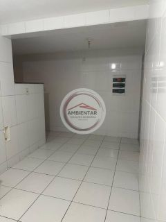 Apartamento amplo e bem localizado