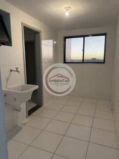 Apartamento amplo e bem localizado