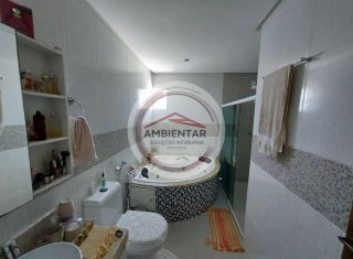 Linda casa em Condomínio no bairro Robalo
