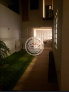 Belíssima casa em Condomínio no Aeroporto