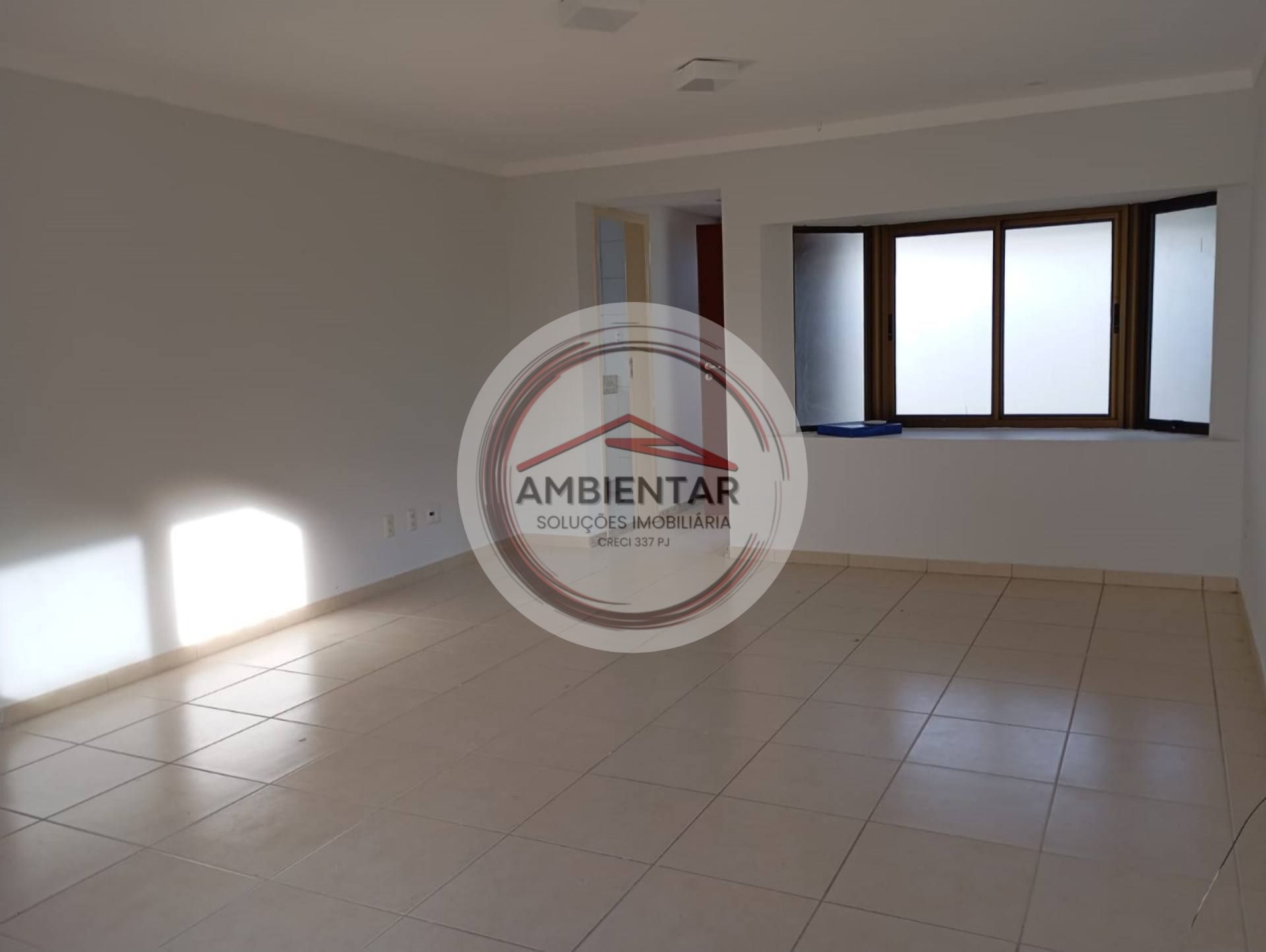 EXCELENTE CASA DE CONDOMÍNIO NA ARUANA